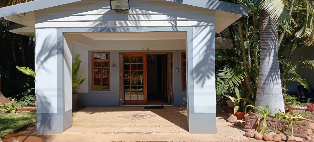 Africa Dawn Guesthouse - Accommodation Musina